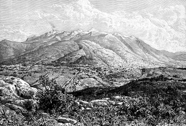 キトとピチンチャ山、エクアドル、1895