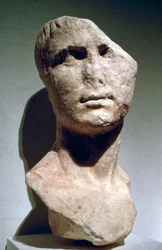 おそらくアグリッパのローマ時代の胸像