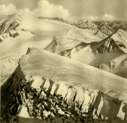 雪に覆われた山々、バートホフガスタイン、オーストリア、c1935。