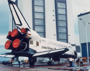 スペースコロンビアの地球、1980年代