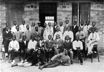 西アフリカ政府印刷部のスタッフ、1909年。