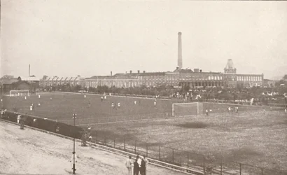バングのサッカー場：中央鉄道、1914