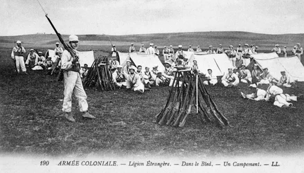 彼らのキャンプでのフランス外人部隊、c1910