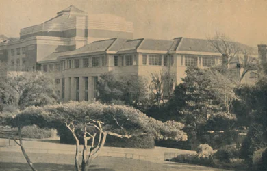 新しいパビリオン、1929