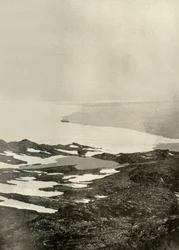 プラムポイント沖の船、北へ向かう直前、c1908、1909