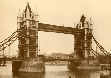 タワーブリッジ、ロンドン、c1930。