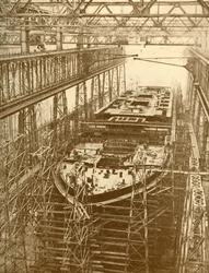建設中のホワイトスターライナードリック、c1930。