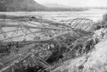 ツェッペリンLZ85 L45の死骸、1917年10月20日