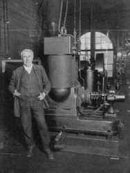 トーマスアルバエジソン、アメリカの発明家、1880年代に電灯を生成する最初の発電機
