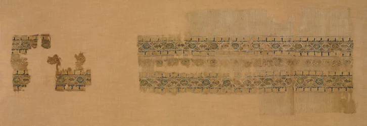 金のティラズ、1094-1101。