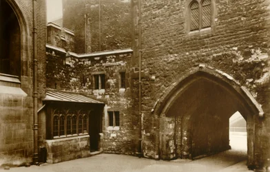 ロンドン塔。ウェークフィールドタワー、c1910。