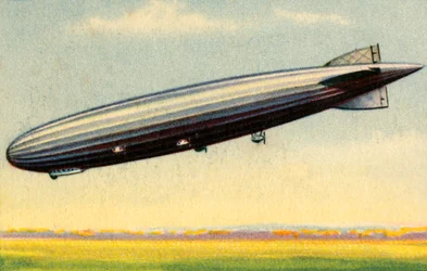 USSロサンゼルス飛行船、1920年代、1932年。