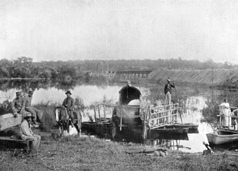 フェリーで待機、パラグアイ、1911