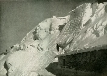 永遠の雪の間の戦争、1919年。