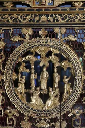 チェンマイのワット・チェディ・ルアン。仏教博物館の美術品。タイ