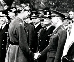 第二次世界大戦：ドゴール、アイゼンハワーに挨拶、1944年