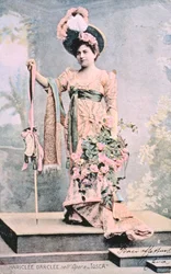 オペラ「トスカ」のハリクレアダークリー（ジャコモプッチーニ作）（1858-1924）1900（カラー写真）