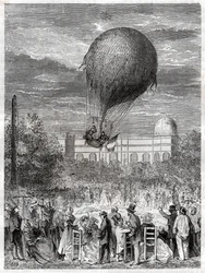 Ascension en ballon.気球飛行。