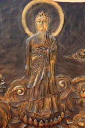 Chua Thien Lam Go buddhist pagoda.釈迦牟尼仏。Varada mudra : 慈愛のジェスチャー。Thay Ninh。ベトナム
