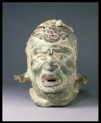 墓や寺院の入り口にあった守護像の頭部（「dvarapala」の可能性あり）中国、明時代