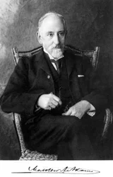 マシュー・アルジャーノン・アダムス、イギリスの眼科医、1900年頃