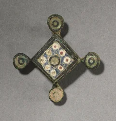 装飾用ブローチ、c.100-300