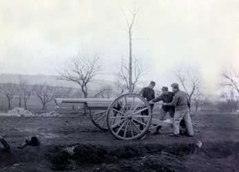 第一次世界大戦の最初の数ヶ月間の歩兵中尉の個人アルバムからの写真