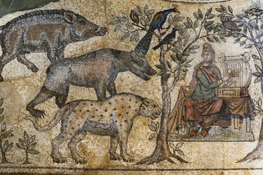 Picardy 073 - Laon - House of Associations - Roman Mosaic of Blanzy - "Orphee charm the animals"