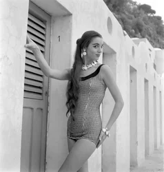 女優、ファッションモデルのエルサ・マルティネリ - 1954年
