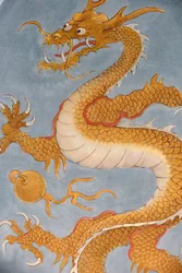 アリアナ号スイスの陶磁器とガラスの博物館。中国の龍、ジュネーブ、スイス