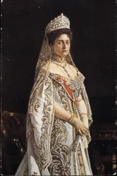 ツァリーナ・アレクサンドラ・フョードロヴナ（1872-1918）。