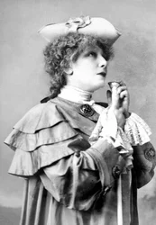 イギリス：女優サラ・ベルナール