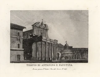アントニヌスとファウスティナの神殿（Tempio di Antonino e Faustina）の眺め（ローマ、フォロロマーノ