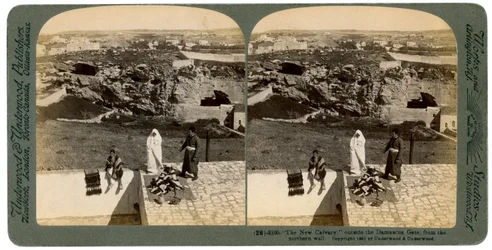 1901年にパレスチナのダマスカス門から見たエルサレム。