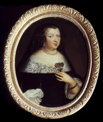 アンヌ・ドートリッシュ（1601-1666）フランス王妃の肖像。真珠の宝石、十字架の形をした貴石をあしらったペンダント、左手首のブレスレットを身につけています。匿名の絵画