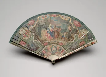 占い師とシノワズリーをモチーフにしたブリセファン、c.1700-25（象牙の刃のガッシュ、シルクリボン、べっ甲、ペーストの宝石、真ちゅう製のループ）