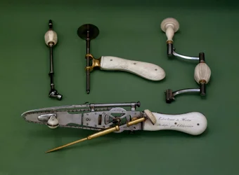 18世紀の外科手術用器具シャニアー・ハイン。コル。パート