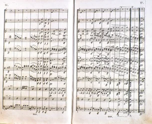 ドイツの作曲家ルートヴィヒ・ヴァン・ベートーヴェン（1770-1827）の交響曲第1番ハ長調（1799-1800）のスコアのドイツ初版のページ。ボン