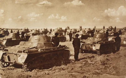 ドイツ軍の戦車（ベルリン近郊、ドベリッツ）（写真は7月27日付『イラストレイテッド・ロンドン・ニュース』より