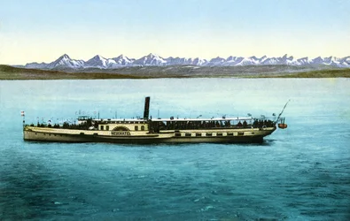 ヌーシャテル湖（フランス、スイス）：サロン蒸気船）1913年（絵葉書）