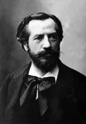 フランスの彫刻家、フレデリック・オーギュスト・バルトルディ（1834-1904）の肖像。