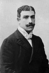 フランスの俳優、ルシアン・ジェルマン・ギトリ（1860-1925）の肖像。