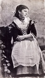 テレジーナ・ブランビッラ（1845-1921）の舞台衣装