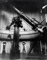 ブレラ（ミラノ）の宇宙物理学者ジョバンニ・ヴィルジニオ・スキアパレッリ（1835-1910）のシュミット式望遠鏡。火星で直線的な形状を観測し、「火星の運河（canali）」と名付けた。