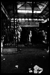 1971年8月、取り壊し直前のパリのホール（モノクロ写真