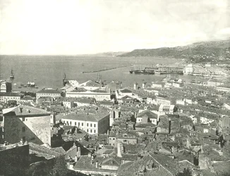 町と港、トリエステ、イタリア、1895。