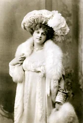 マリー・スタッドホルム 1875～1930年、英国の女優、1900年代。