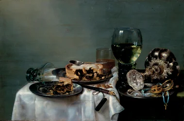 "ブラックベリー・パイのある朝食のテーブルの静物" ウィレム・クラーシュ・ヘーダ（1594-1680）による絵画 1631年 薄暗い 54x82 cm 油彩・キャンバス ドレスデン州立美術コレクション ドレスデン