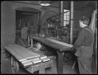 棺の製造に使用するためのエッジング材、オナイダ、ニューヨーク、1916年4月3日
