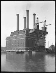 シャーマンクリーク発電所、W。201st Street、インウッド、ニューヨーク市、1916年6月
